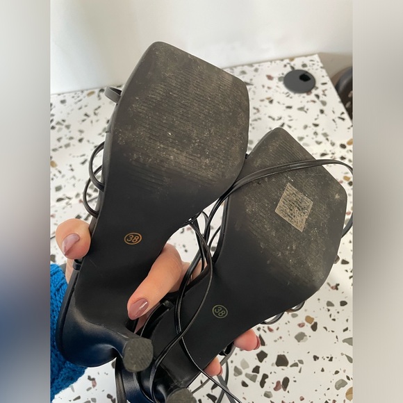 Sandal - Picture 3 of 3